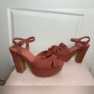 Bamboo Dusty Rose Pink platform open toe heels with bow detail ,size 10, Y2K